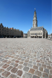 Découvrez l'immobilier de luxe en Hauts-de-France avec Propriétés Clovis. Explorez des propriétés prestigieuses au cœur d'une région riche en histoire.