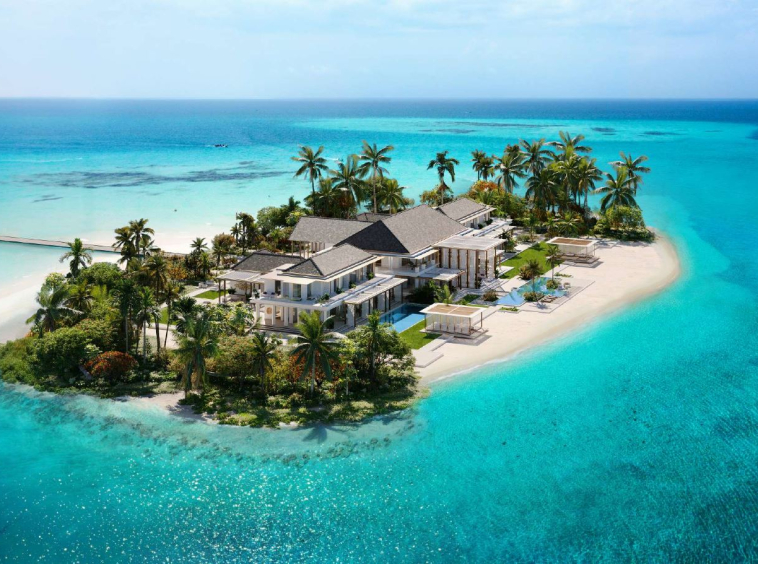Luxury Prestige Villas in the Maldives – Elegance and Excellence