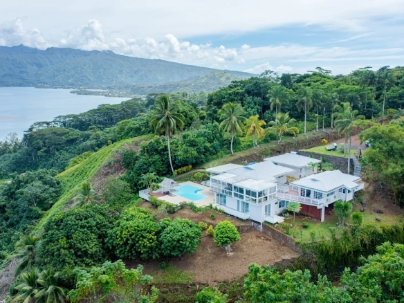 Villa vue lagon à vendre  toahotu tahiti  polynésie française  propriétés clovis