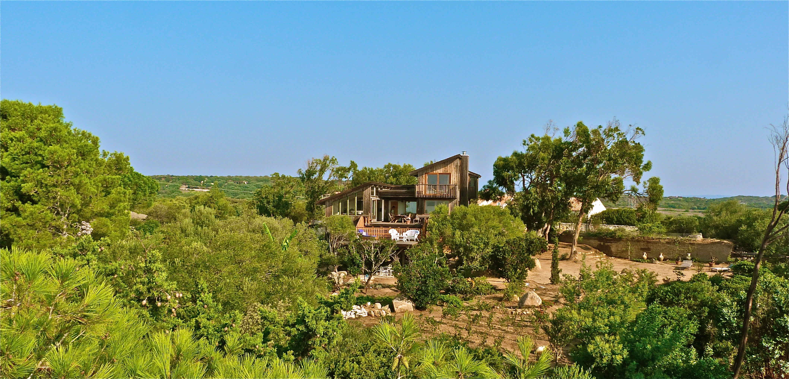 Villa d’architecte vendue au Domaine de Sperone à Bonifacio en Corse