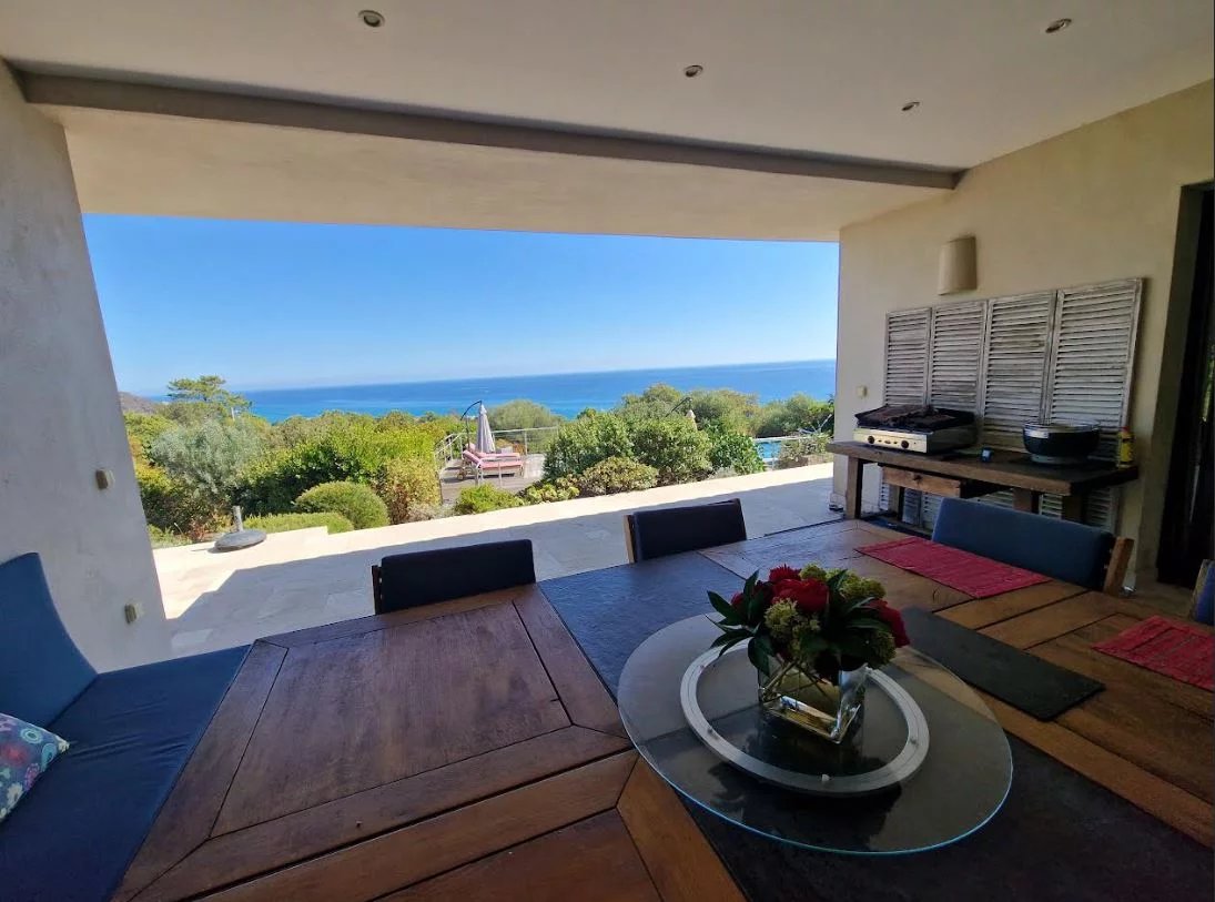 39e789f3003de53c990f8fb56d9efb55_06ec0e4cdc_1095-original